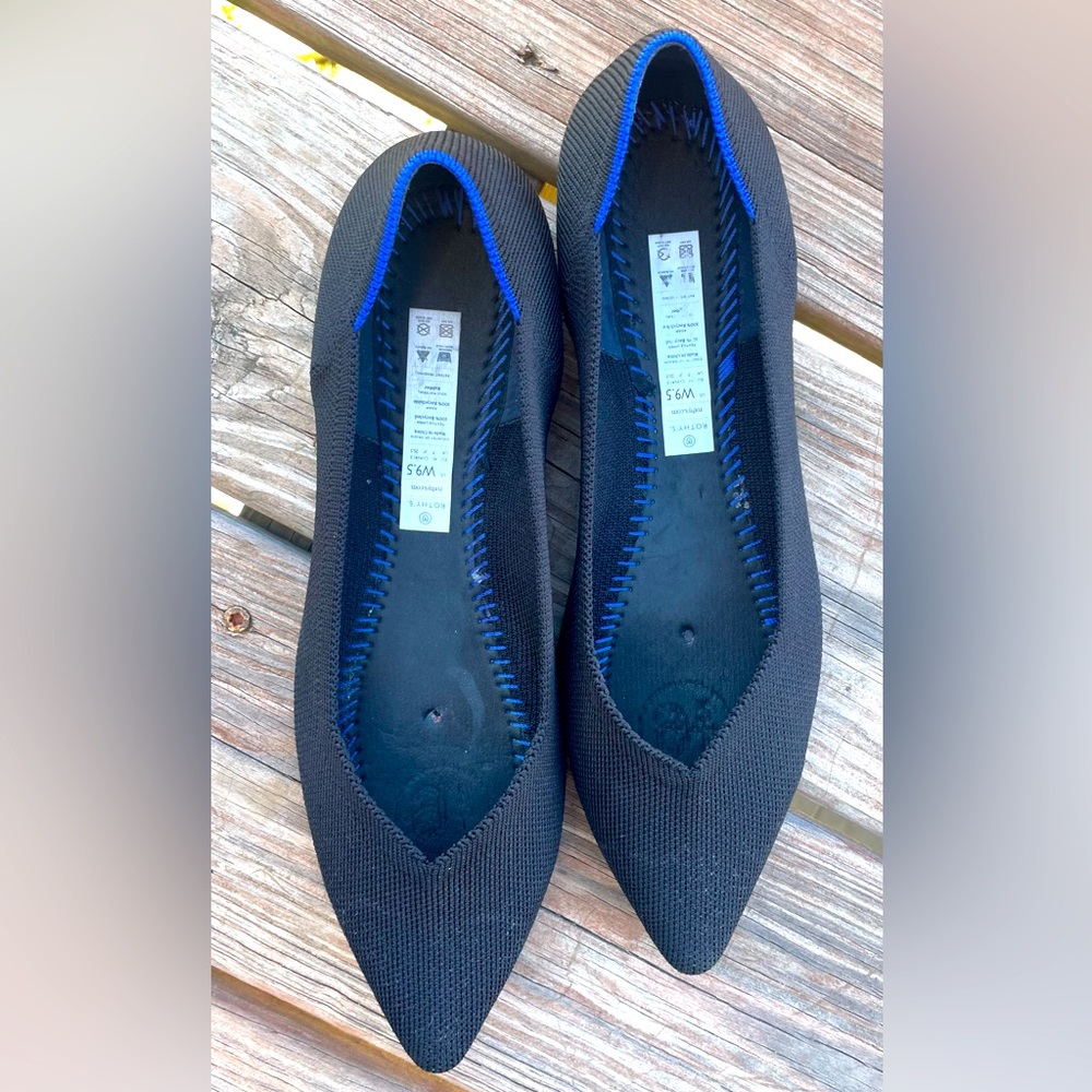 Rothy’s The Point Black Solid Flats Size 9.5
